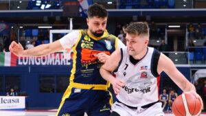 La Wegreenit Urania Milano parte forte ma si ferma: Scafati passa all’Allianz Cloud