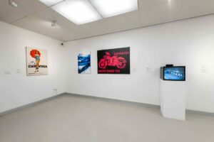 Urrà la neve! Armando Testa e lo sport al Museo del Novecento di Milano