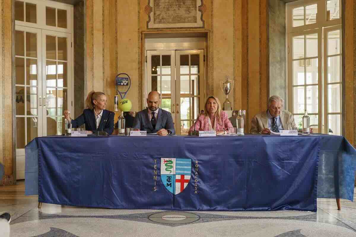 La conferenza stampa di presentazione del 66° Trofeo Bonfiglio, tenuta in mattinata al Tennis Club Milano Alberto Bonacossa (foto Luigi Leonardi)