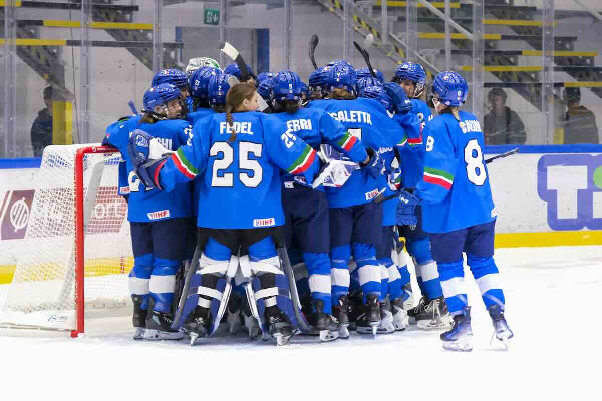 Mondiali femminili hockey su ghiaccio 2027