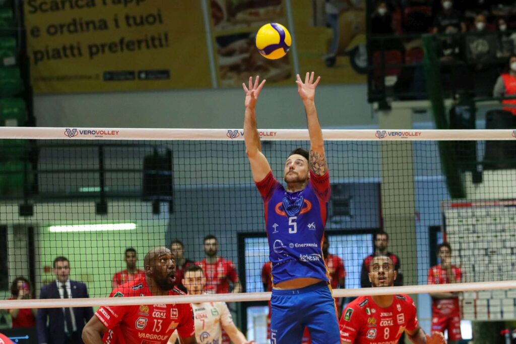 Santiago orduna Milano
