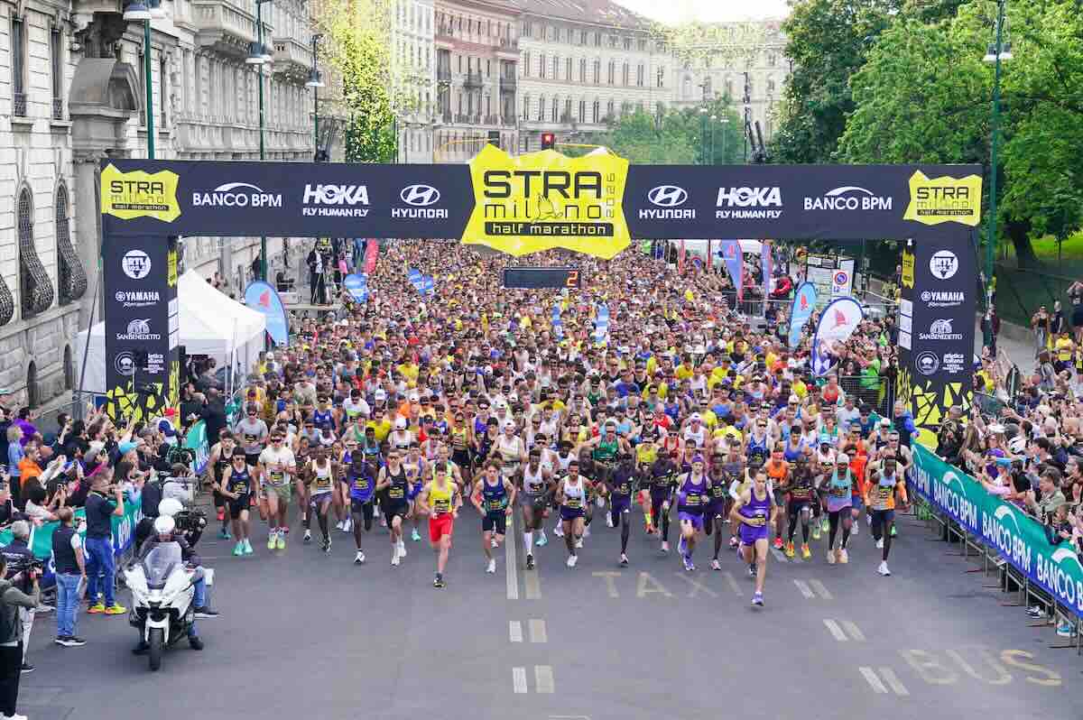Stramilano 2026, la partenza della gara competitiva