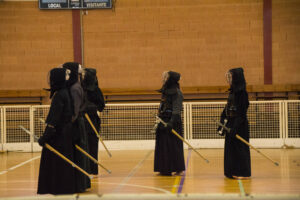 Tecniche base del kendo: guida chiara per iniziare