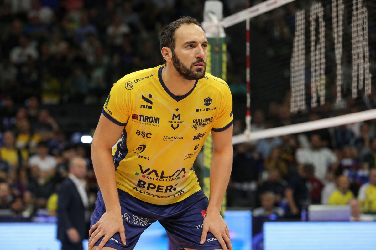 Gabriele Di Martino, nuovo centrale di Modena Volley - (immagine generata con IA)